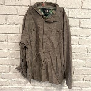 Men’s XL North Face Button Up Shirt
